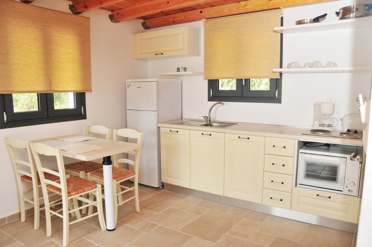 Kleopatra Villas - Seaside Suites Kolios Exteriör bild